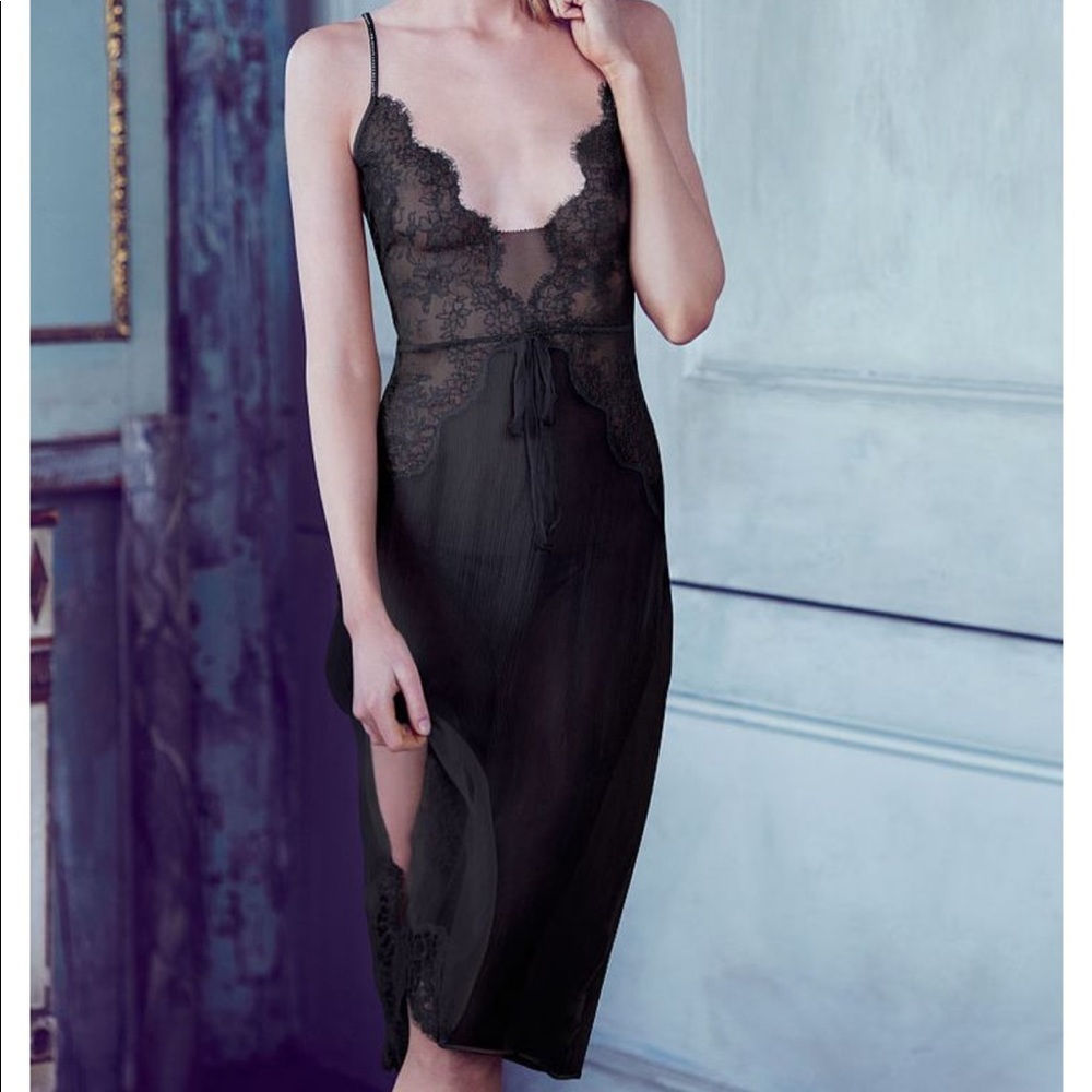 BLUE Victoria’s Secret Designer Collection Chiffon